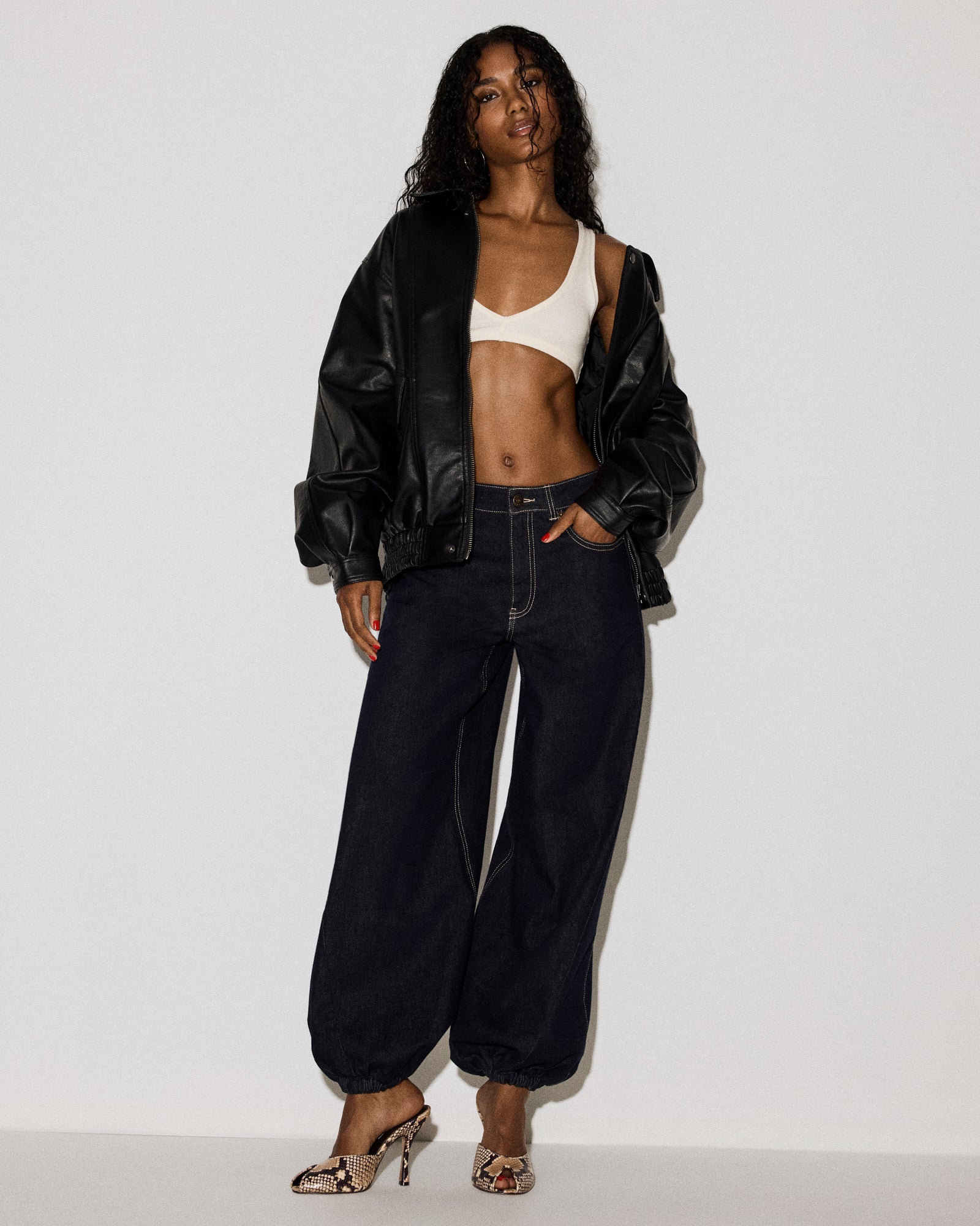 THE SOHO Indigo Haze High-Rise Balloon Pant Denim Women's Jeans | Steve Madden