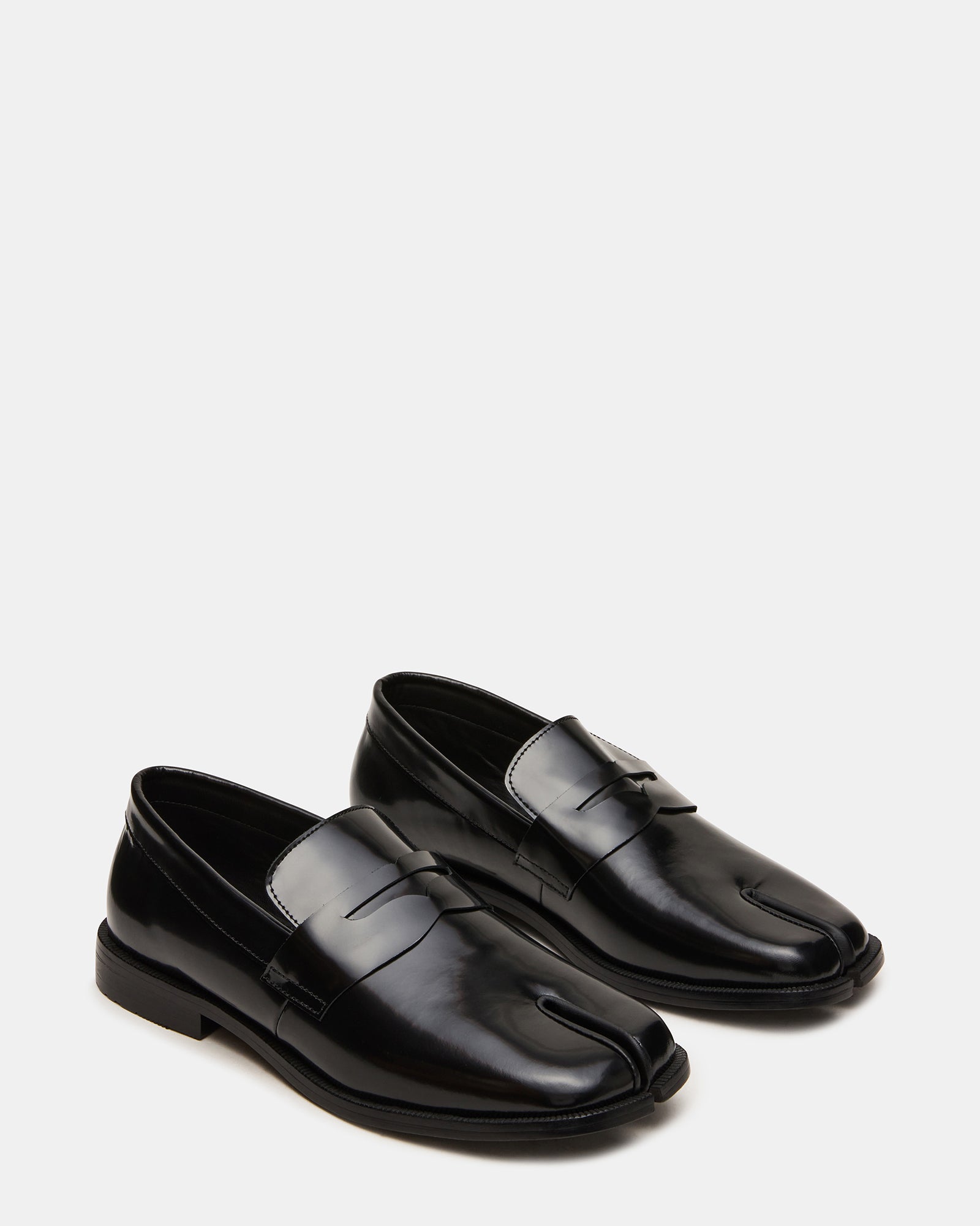 COSMIN Black Box Tabi Split-Toe Men's Loafer | Steve Madden