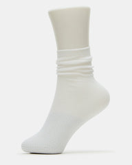 FISHNET SHLOUCHY CREW SOCKS White Women's Quarter Socks | Steve Madden