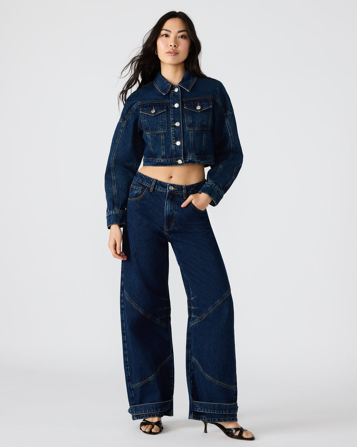 TRE Dark Denim Barrel Women's Jean | Steve Madden
