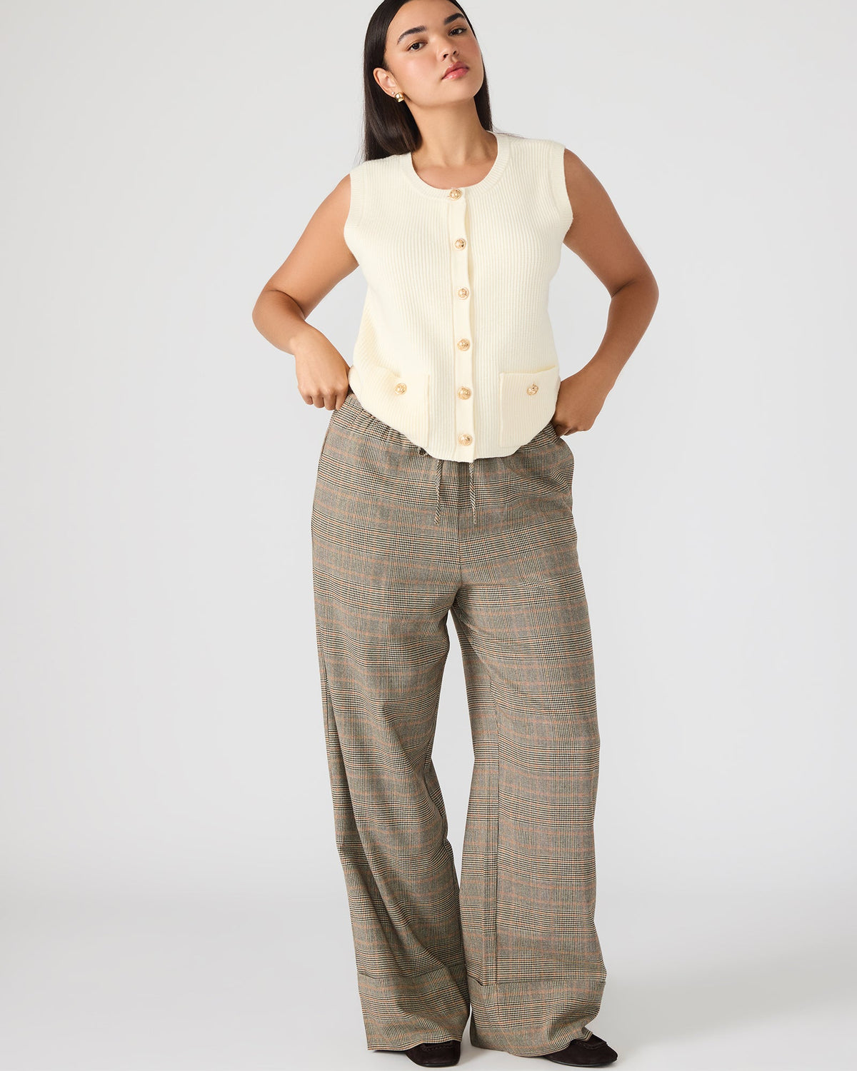 IDRA Brown Pull-On Tie-Front Cuffed Plaid Women's Pants | Steve Madden