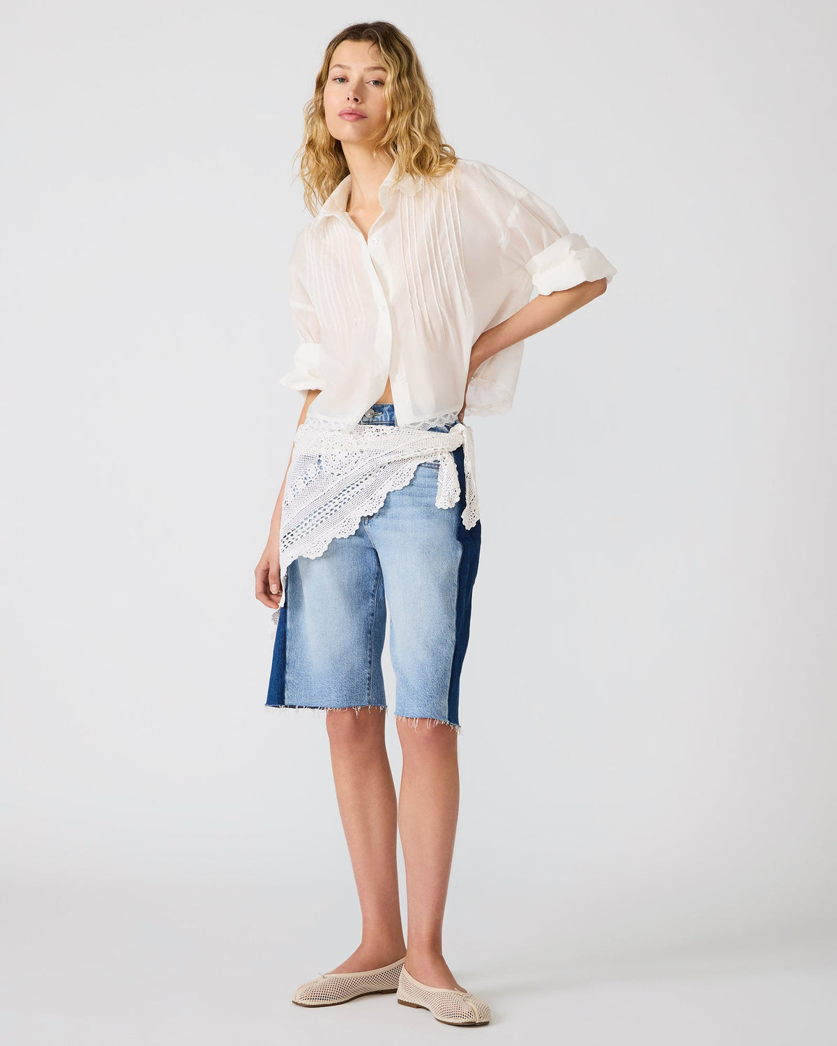 DELPHI Antique Button-Up Pintuck Collared Lace Women's Top | Steve Madden