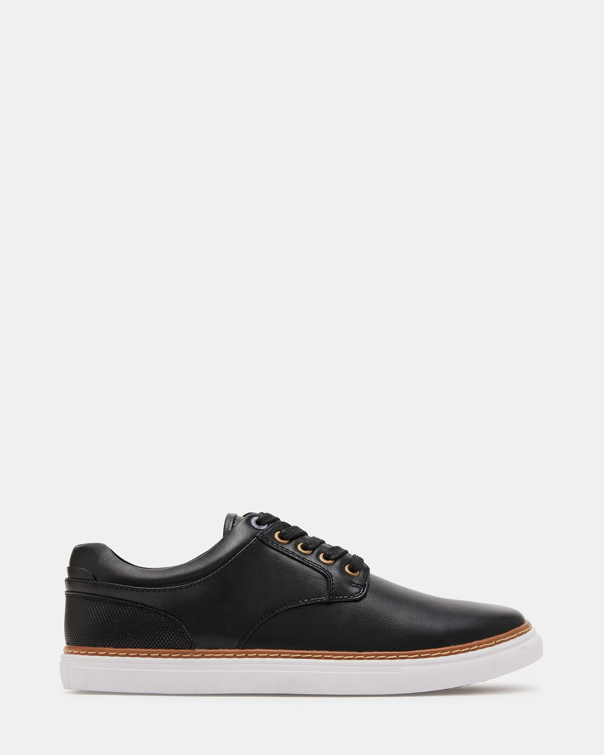 GUSS Black Low-Top Men's Casual Shoe | Steve Madden