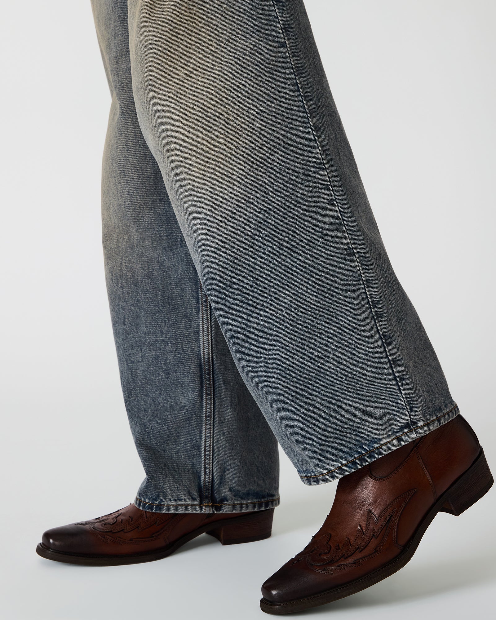 SANTANA BROWN LEATHER