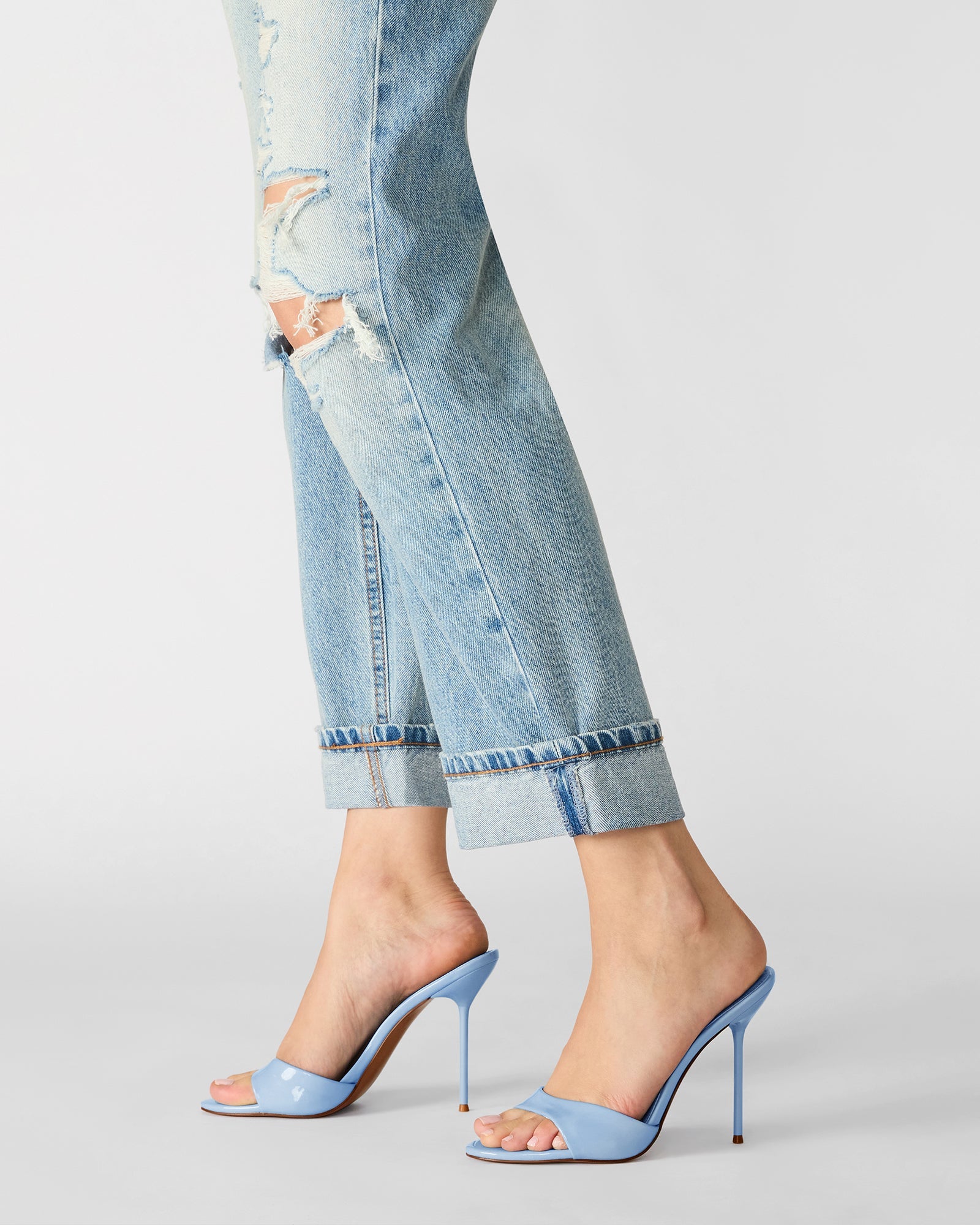 DAVINA LIGHT BLUE