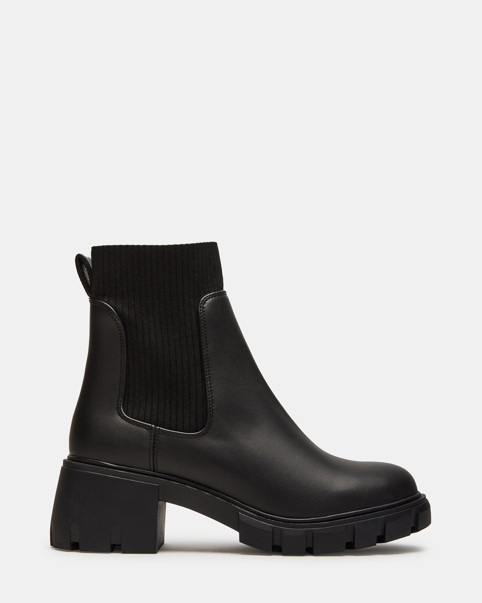 HUTCHH20 Black Water-Resistant Lug Sole Ankle Boot | Women's Booties | Steve Madden