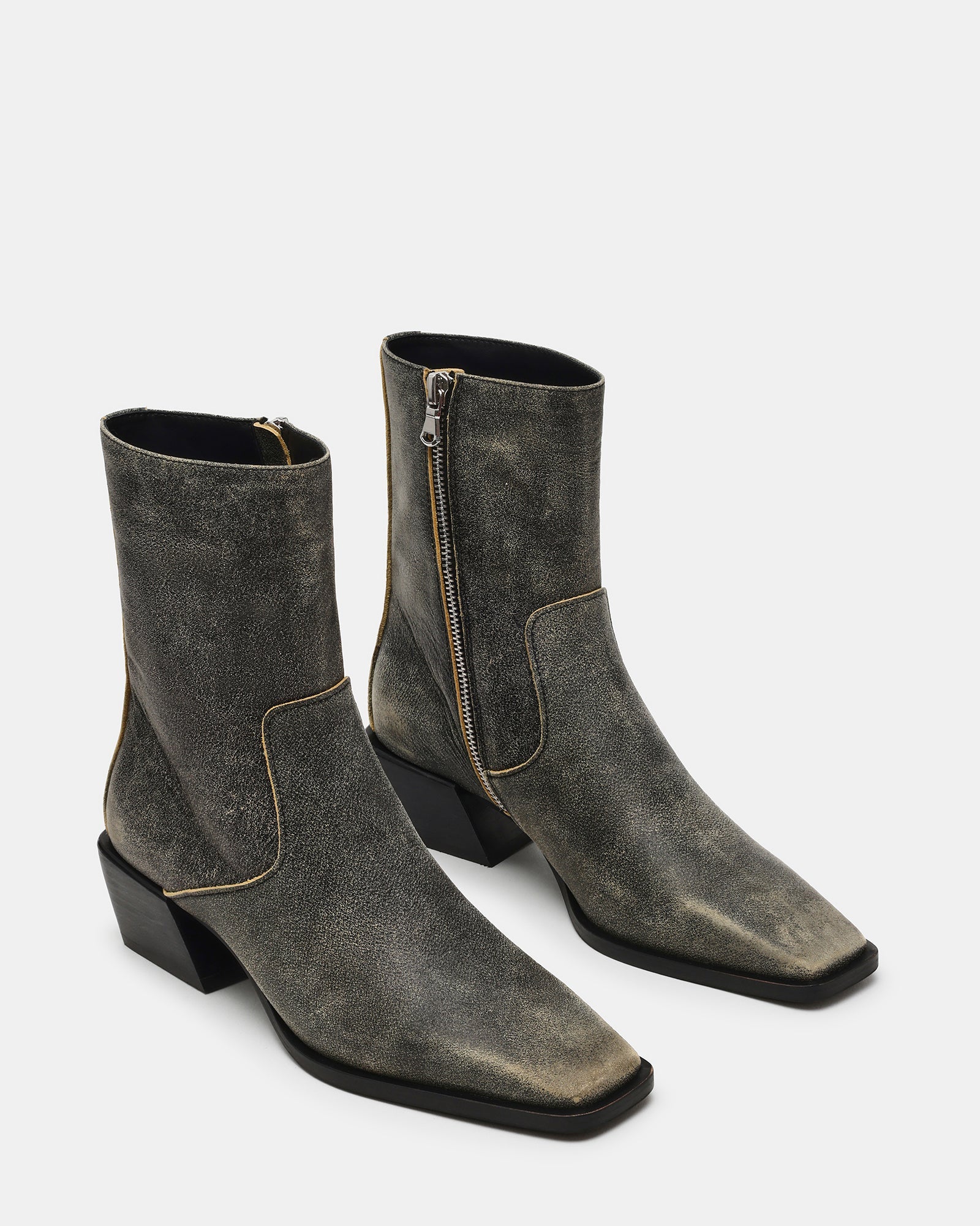 JUDSON BLACK DISTRESSED