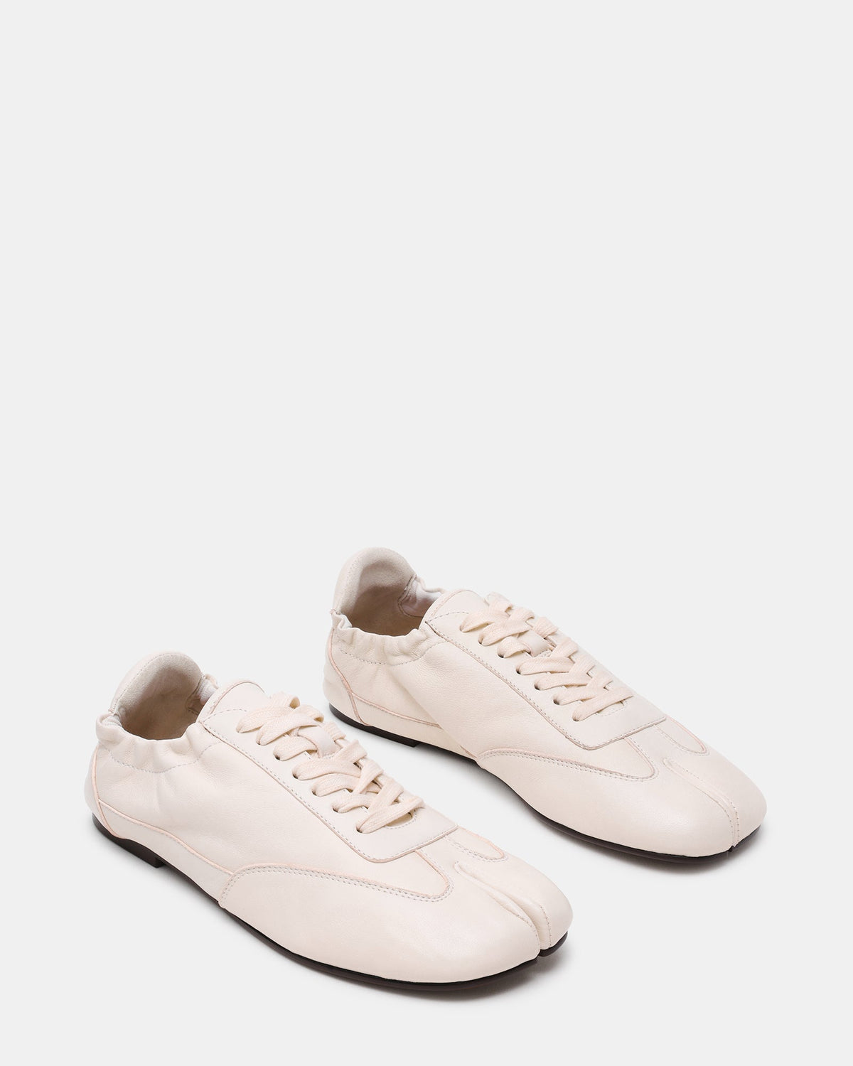 SOUTH White Leather Tabi Lace-Up Low-Top Women's Sneaker | Steve Madden
